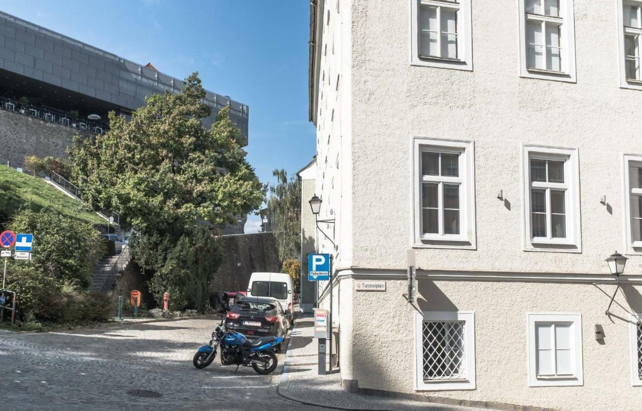 Spacious Old Town Luxury Apartment Linz Exteriör bild